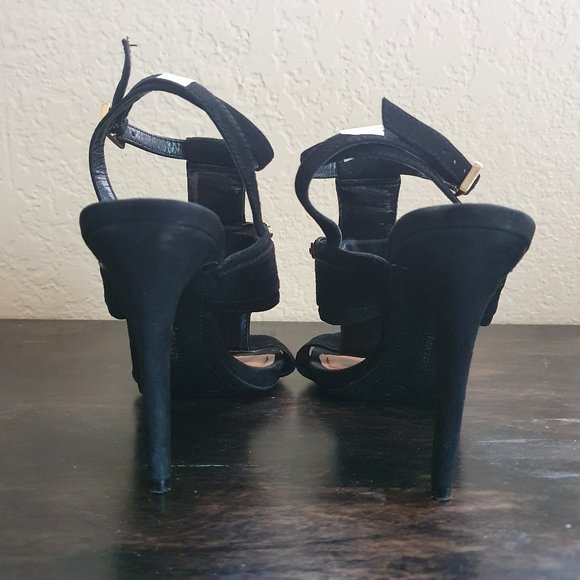 Vince Camuto Black and Gold Strappy Sandals - Picture 5 of 10